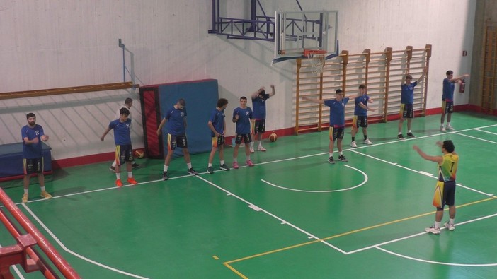 Basket - Landini Under 19 e Golfo dei Poeti avanti