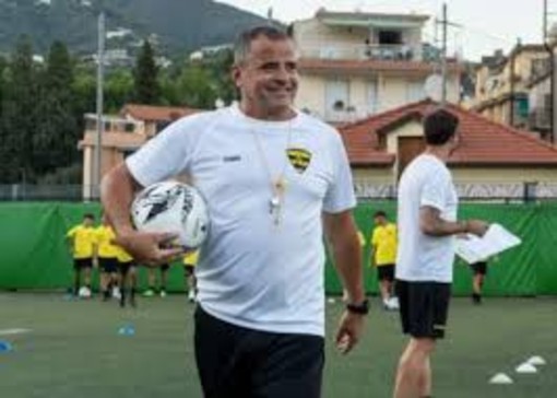 ENRICO SARDO "Nel calcio ho trovato gli amici migliori ma anche le persone peggiori" ENRICO SARDO "Nel calcio ho trovato gli amici migliori ma anche le persone peggiori"