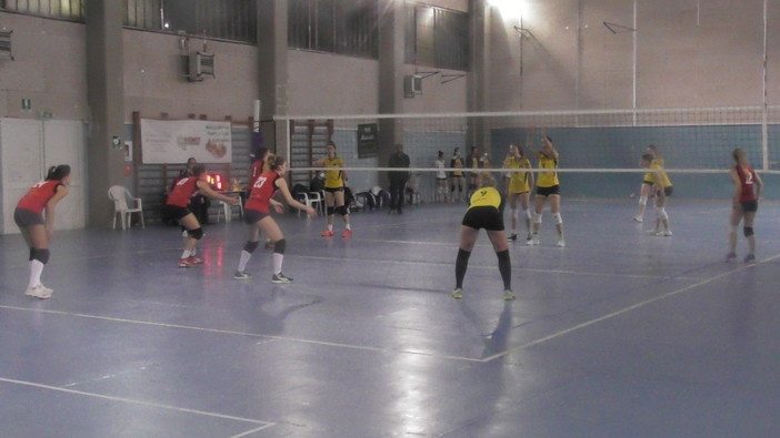 Pallavolo - Primo squillo del Podenzana Tresana Volley nei playoff