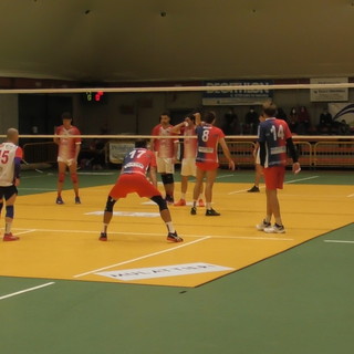 Pallavolo - Derby fra quarte tra Zephyr Mulattieri Valdimagra e Pvlcerealterra Cirié