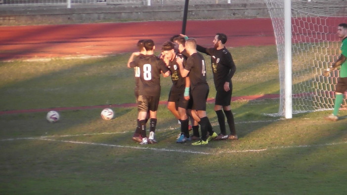 Calcio - L' Intercomunale Beverino vince a Sarzana