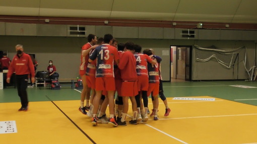 Pallavolo - Alla Zephyr Mulattieri Valdimagra il derby provinciale