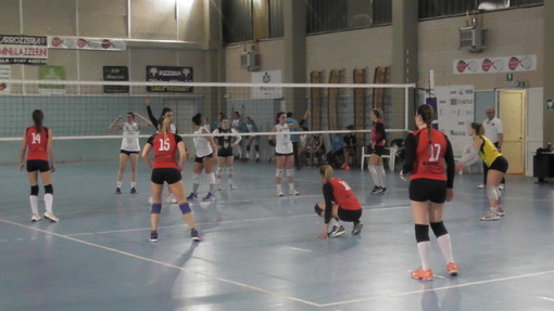 Pallavolo - Troppa roba la capolista per un pur volenteroso Podenzana