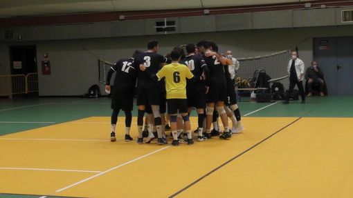 VOLLEY Il derby dice che alla Logistic Spezia piace il 3-0