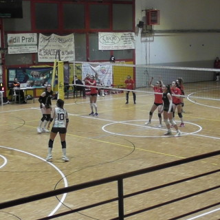 Pallavolo - Rainbow Spezia sconfitta a Busalla