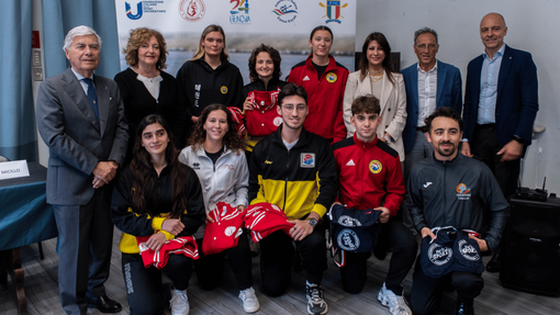 LA SELEZIONE DI TAEKWONDO E KARATE DI UNIGE E CUS GENOVA pronta a competere agli europei universitari: direzione tirana a settembre LA SELEZIONE DI TAEKWONDO E KARATE DI UNIGE E CUS GENOVA pronta a competere agli europei universitari: direzione tirana a settembre