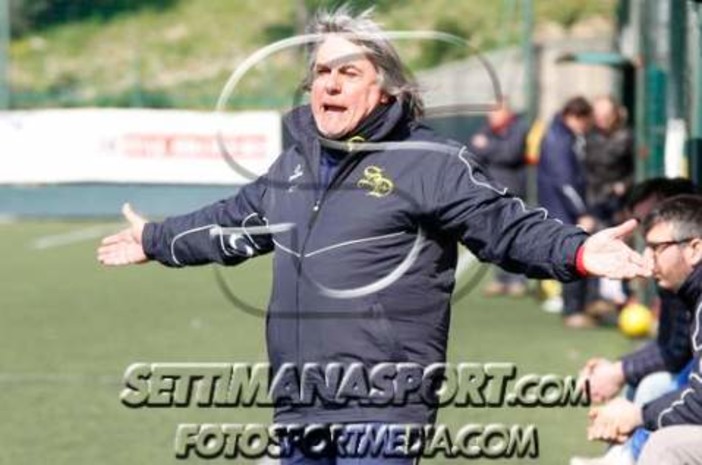 INIZIA LA TERZA CHIAVARI Tre domande al mister del Recco 2019