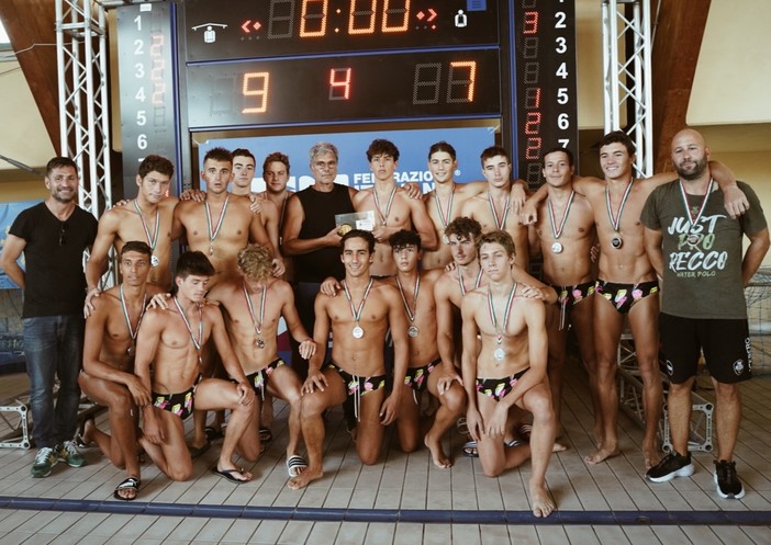 PALLANUOTO La Pro Recco Under 18 è vice campione d'Italia