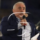 MARCO VACCA "Parlo spesso con gli amici delle cattive condizioni in cui versa la FIGC, ma poi mollo l'argomento..." MARCO VACCA "Parlo spesso con gli amici delle cattive condizioni in cui versa la FIGC, ma poi mollo l'argomento..."