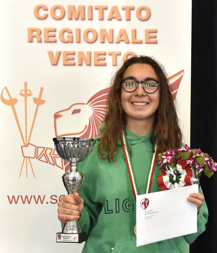 SCHERMA Alice Viscardi vince la Coppa Italia Under 17 a Rovigo
