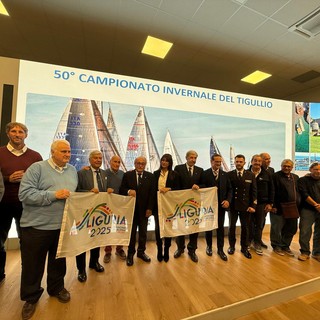 VELA Mezzo secolo di regate per l'Invernale del Tigullio VELA Mezzo secolo di regate per l'Invernale del Tigullio