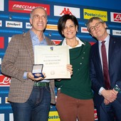 SCHERMA Consegnata onorificenza FIS al Club Scherma Voltri