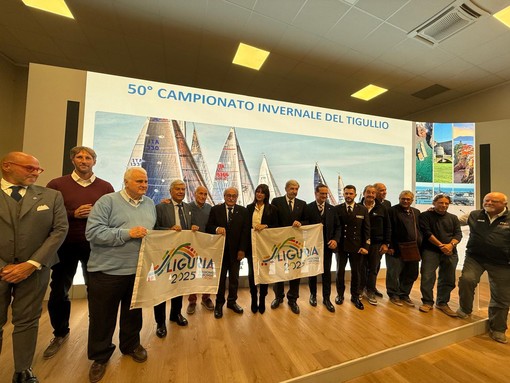VELA Mezzo secolo di regate per l'Invernale del Tigullio VELA Mezzo secolo di regate per l'Invernale del Tigullio