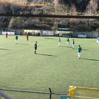 Tutto pronto per il calcio di inizio in Sestrese-Sammargheritese