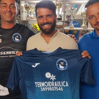 BEGATO Che colpo per il centrocampo e l'attacco: Roggerone è nerazzurro