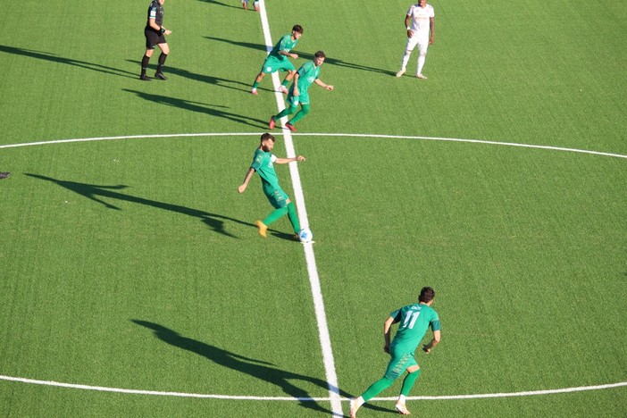 SERIE D Fezzanese - Asti 0-2: i verdi spingono, ma passano i piemontesi SERIE D Fezzanese - Asti 0-2: i verdi spingono, ma passano i piemontesi