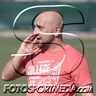 Chicco Ragni sulla panchina del Cffs Polis (fotosportmedia.com)