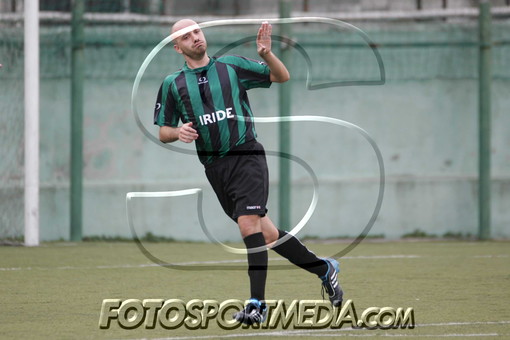 Simone Incandela con la maglia della Corniglianese
