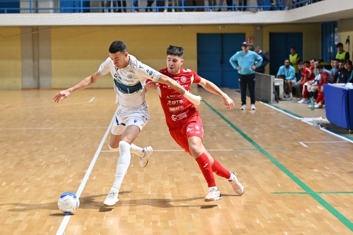 CALCIO A 5 La CDM Futsal cade 5-2 contro la Global Work Capurso