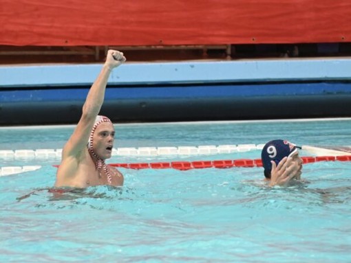PALLANUOTO Iren Quinto show, De Akker cede il passo PALLANUOTO Iren Quinto show, De Akker cede il passo