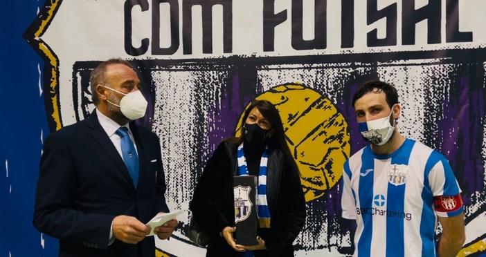 FUTSAL SERIE A CDM-ITALSERVICE: LA PREMIAZIONE DI CAPITAN ORTISI
