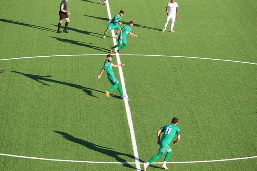 SERIE D Fezzanese - Asti 0-2: i verdi spingono, ma passano i piemontesi SERIE D Fezzanese - Asti 0-2: i verdi spingono, ma passano i piemontesi