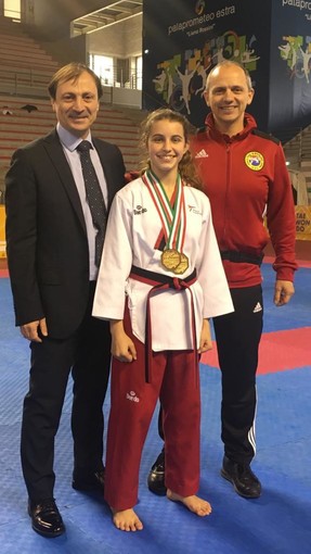 Taekwondo, agli italiani di forme Greco due volte d'oro. Delgadillo campione