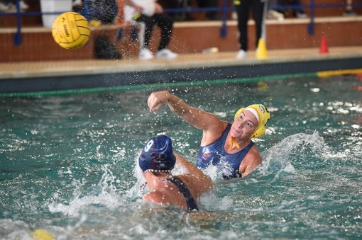 PALLANUOTO/ SERIE A1 FEMMINILE, IL RAPALLO SUPERA 12-10 LE CAMPIONESSE D’ITALIA AI RIGORI
