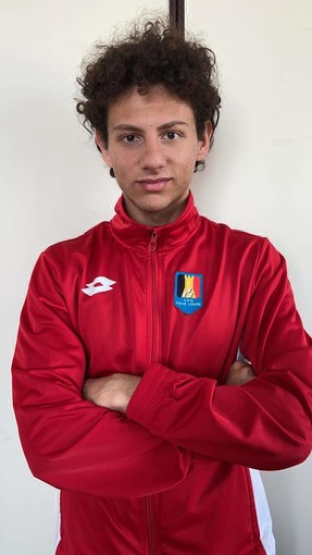 BUON COMPLEANNO E 10 DOMANDE A... Alessio Zirulia BUON COMPLEANNO E 10 DOMANDE A... Alessio Zirulia