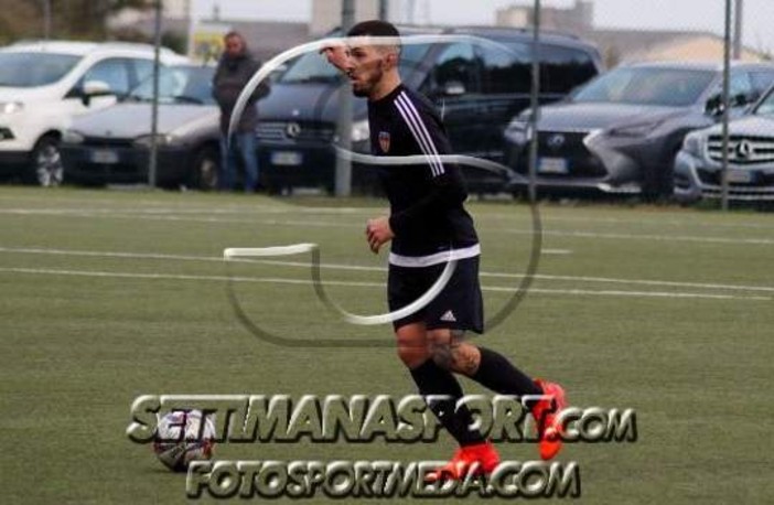 OSPEDALETTI Elia Ambesi dà l’addio al calcio giocato