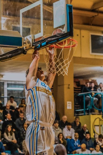 SPEZIA BASKET / DA BORGOMANERO ARRIVA ANDREA PETTINAROLI