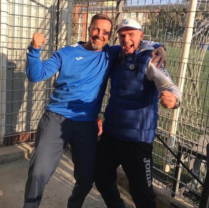 GOLFO PARADISO Il saluto di mister Avellano GOLFO PARADISO Il saluto di mister Avellano