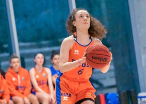 Serie B Femminile: Basket Pegli all'ultimo respiro prevale a Biella