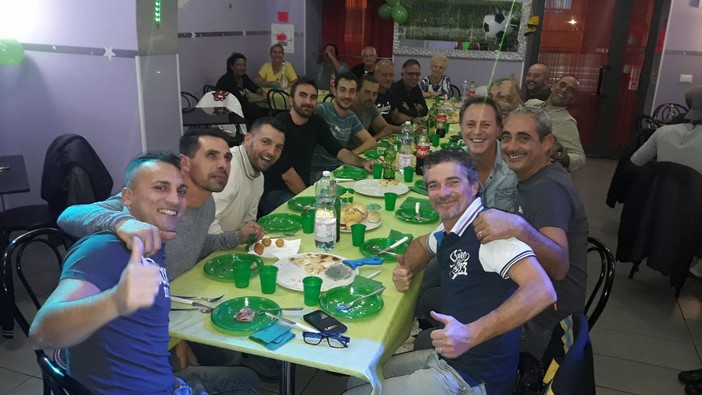 LA FOTO - Che festa per il compleanno di Santino Basile