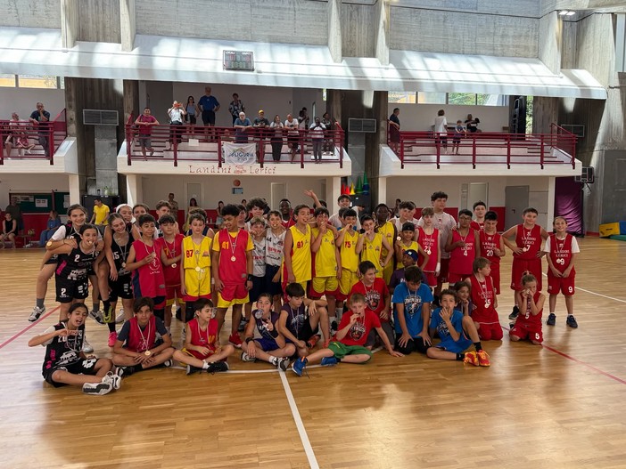 BASKET PLAYOFF Solo in caso di vittoria la Tarros può sperare di continuare l'avventura BASKET PLAYOFF Solo in caso di vittoria la Tarros può sperare di continuare l'avventura