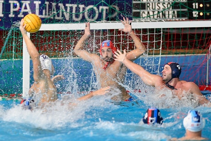 PALLANUOTO A1M, BOGLIASCO IMPATTA IN CASA CON CATANIA