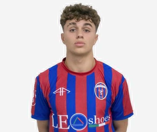 LA FAVOLA DI MATTIA BERTAGNINI Dal Serra Riccò al Torneo di Viareggio con il Casarano