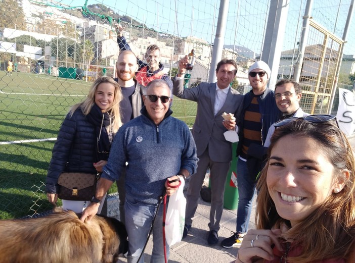 SAN PIETRO I colleghi di lavoro fanno il tifo per Manuel Barisone Gatto