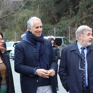 Ilaria Cavo, qui con il presidente del CONI Malagò e il Sindaco Bucci