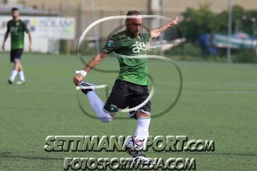 TANTI AUGURI A... SIMONE BALESTRINO &quot;Ho giocato per soldi e a differenza di altri lo ammetto. Nei dilettanti mi piace Merialdo: rispetto, qualità e mentalità&quot;