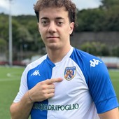 CAMPOMORONE Davide Bosia in maglia biancoblù