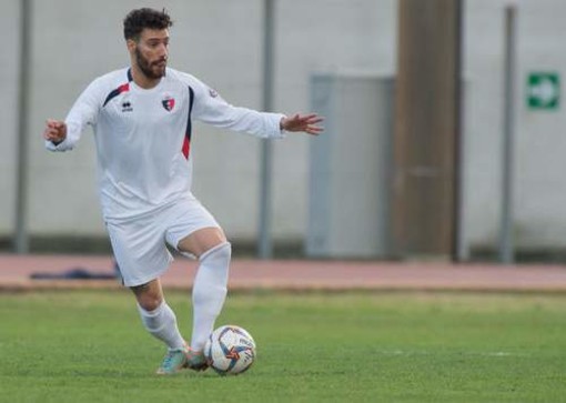 Mirko nel 2015 con la maglia del Vado