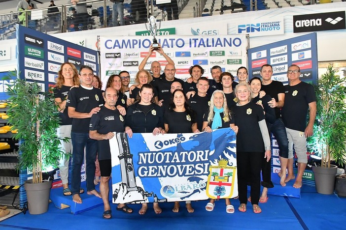 NUOTO Festa Nuotatori Genovesi ai Campionati Indoor: NUOTO Festa Nuotatori Genovesi ai Campionati Indoor: