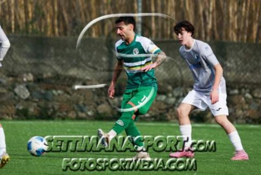 MIRKO CHIARABINI "Oggi potrei anche rinunciare al calcio, con molta più facilità di un tempo" MIRKO CHIARABINI "Oggi potrei anche rinunciare al calcio, con molta più facilità di un tempo"