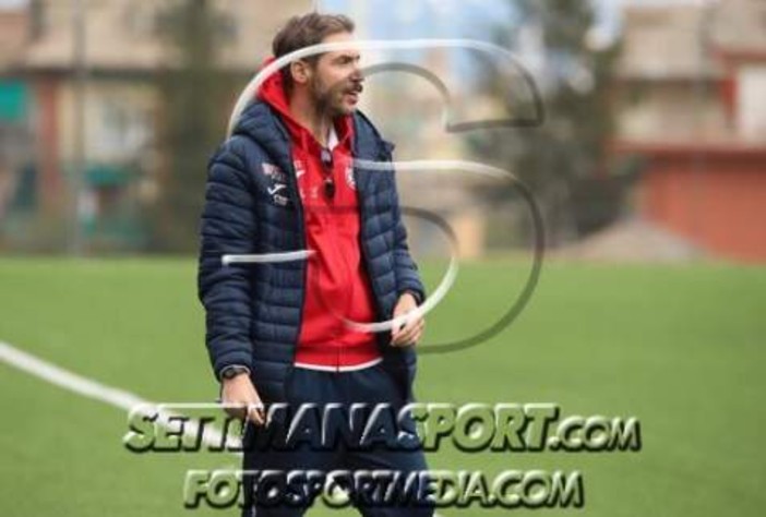 MATTIA CHIESA "Il rimpianto è di non aver iniziato ad allenare prima..." MATTIA CHIESA "Il rimpianto è di non aver iniziato ad allenare prima..."