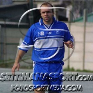 Comini nel 2002 con la maglia dell'Amicizia San Rocco