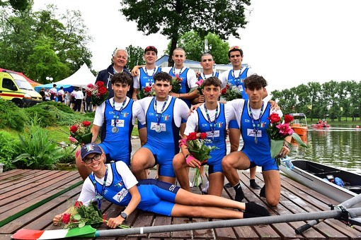 CANOTTAGGIO Europei Junior: argento per l'otto dei genovesi Cappagli, Pozzobon e Schirinzi
