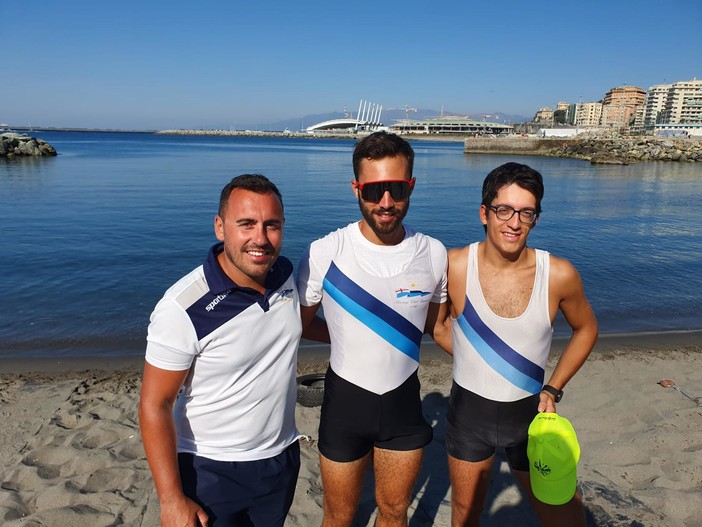 CANOTTAGGIO Liguria d'assalto ai Tricolori Coastal Rowing.