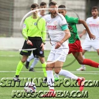 BUON COMPLEANNO E 10 DOMANDE A... Davide Crosetti !