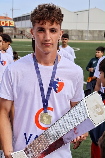 VADO La conferma di Filippo Rosa VADO La conferma di Filippo Rosa